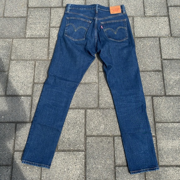 Levis premium women’s 501 S Skinny jeans 27 x 30 medium wash - Picture 6 of 8